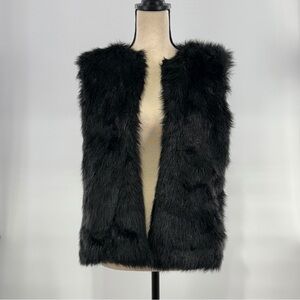 NC International Concepts Black Faux Fur Sweater Vest S/M